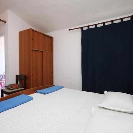 Apartments By The Sea Drvenik Donja Vala, Makarska - 6756 Bilik gambar