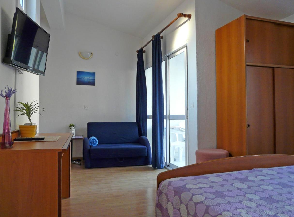 Apartments By The Sea Drvenik Donja Vala, Makarska - 6756 Luaran gambar