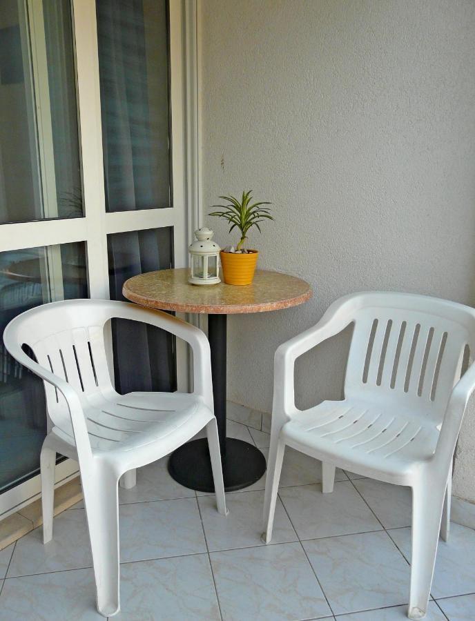 Apartments By The Sea Drvenik Donja Vala, Makarska - 6756 Luaran gambar